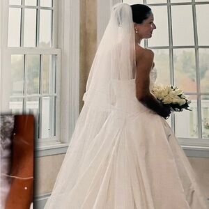 Cathedral veil 108 inches with removable 28 in veil
